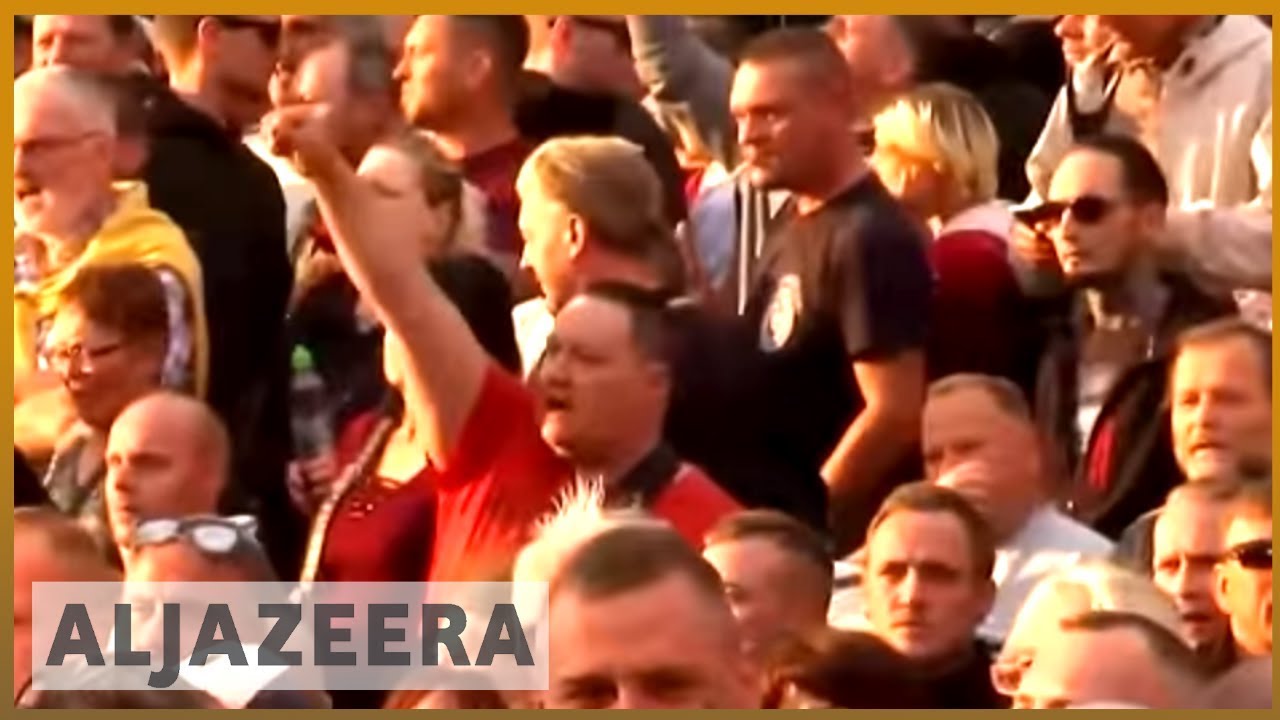 🇩🇪 ميركل تزور كيمنتس بعد أشهر من احتجاجات اليمين المتطرف | الجزيرة الإنجليزية