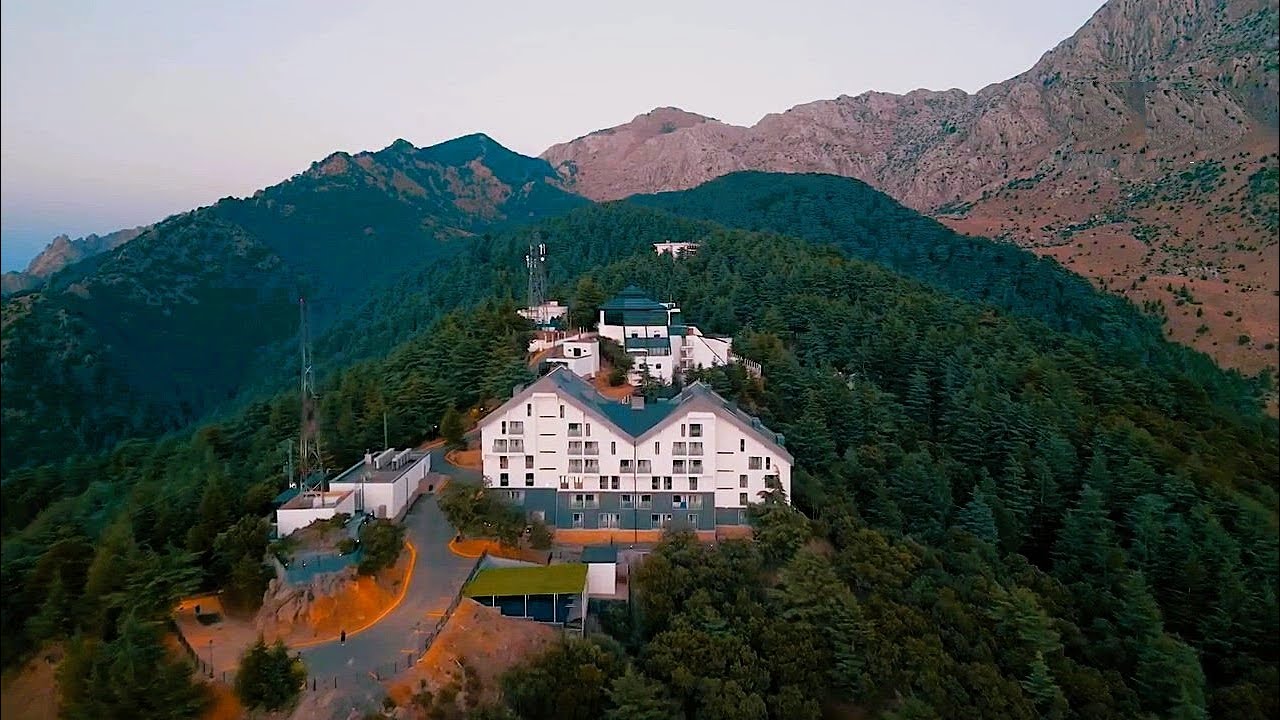 تابعو هذا الفيديو العالمي بالدرون عن فندق عالمي بولاية تيزي وزو TIZI OUZOU COSY ARZ HOTEL