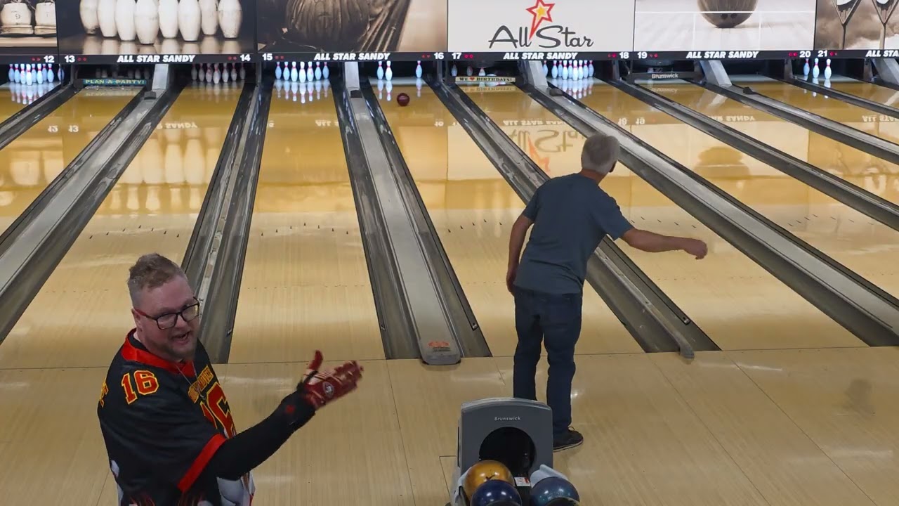 Worst Lane problems ever. Bowling with the Money Movers. 