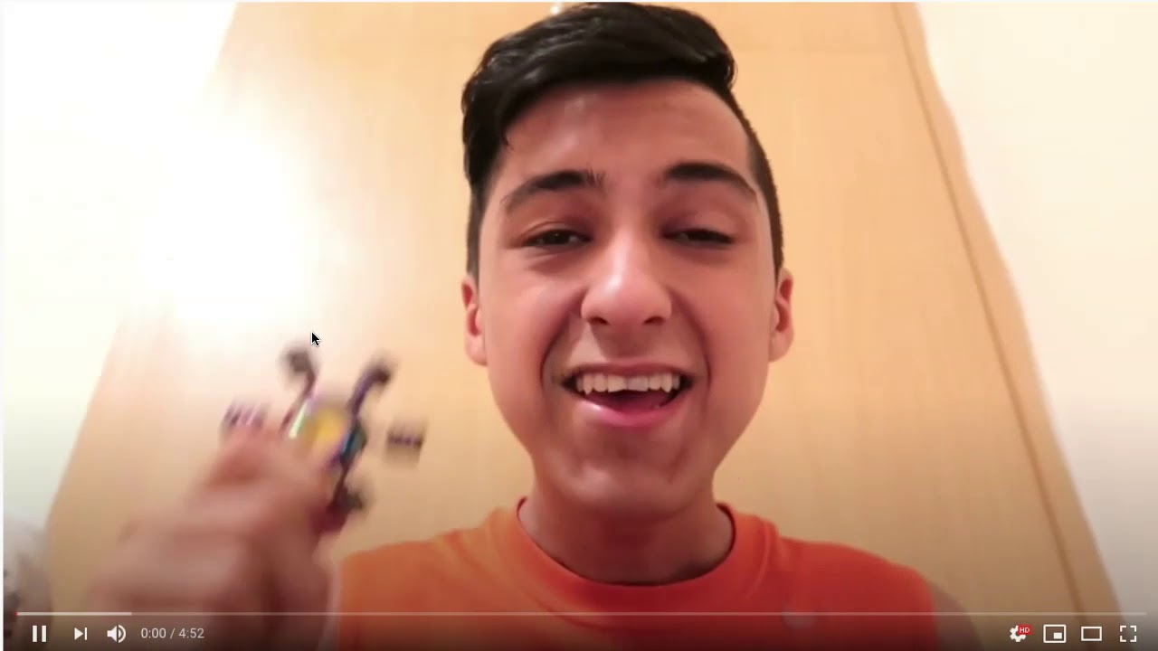 The MOST *CRINGE* YOUTUBER I HAVE EVER SEEN!! 