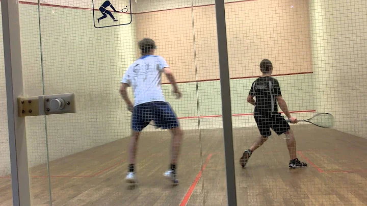 WorldSquashDay in Brggen: Lukas Wirths gegen Toon van Baekel