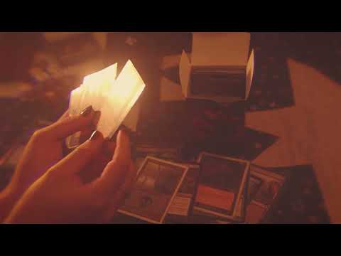 ASMR - RELAXANDO COM CARTAS DE MAGIC 🐉 sussurros e tapping