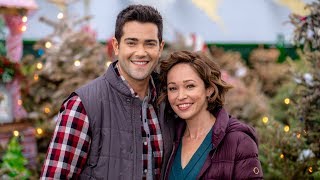 On Location with Autumn Reeser and Jesse Metcalfe - Christmas Under the Stars - Hallmark Channel
