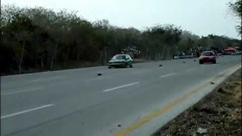 Tsuru Gsr vs Honda Hatchback