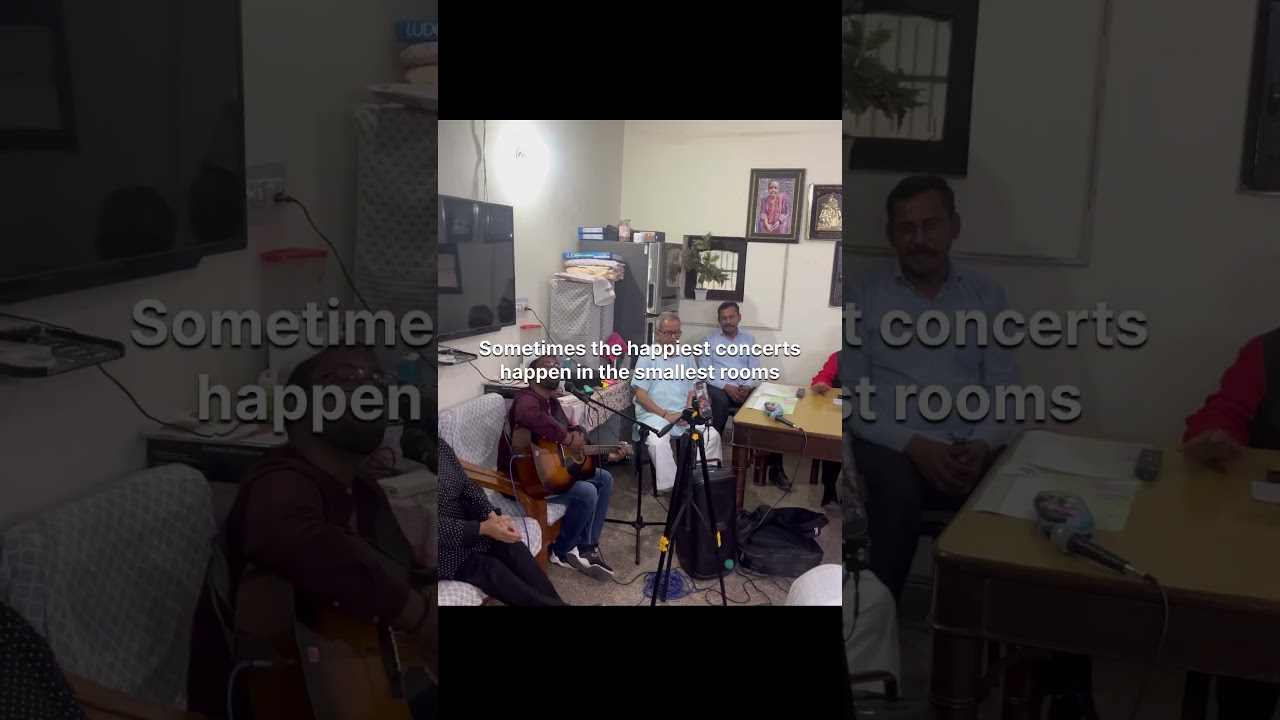 🎶❤️ When music became medicine for the soul… #love #livemusic #peace #education