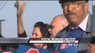 Union Protests Postal Counters in Staples Stores