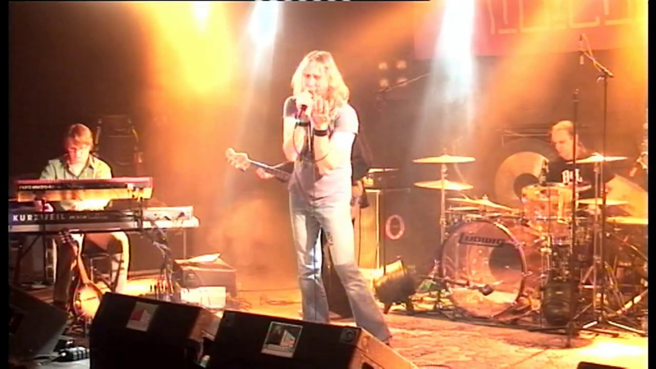 PHYSICAL GRAFFITI - Kashmir