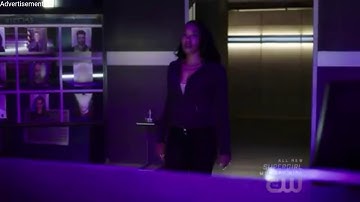 The Flash 4x18/Iris vs Devoe