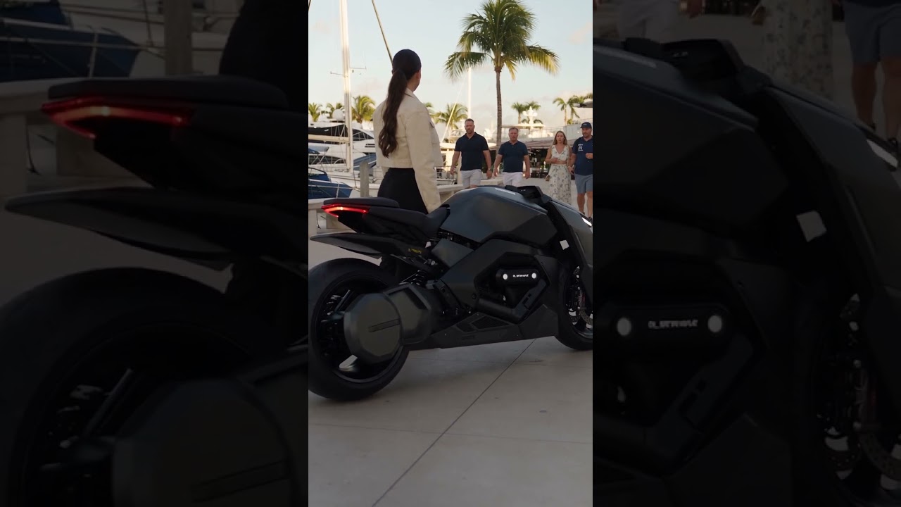 WAIT… DID THAT BIKE JUST TURN INTO A SUITCASE?! 😳🏍️➡️🧳#shorts #FuturisticBike