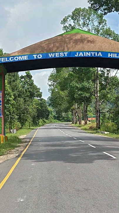 'Journey through the stunning Jaintia Hills – where every turn reveals nature’s hidden magic 🌿🏞️'