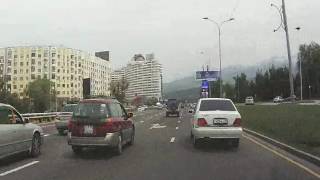 Наглый водила 847XZA02 подрезает!!! Алматы Аль Фараби