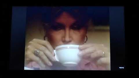 kiss💋 I love it loud official music video
