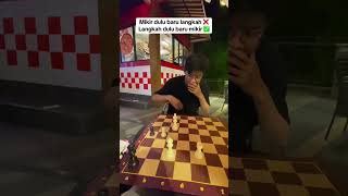 Download Lagu Think before you move, man! #comedy #chess MP3