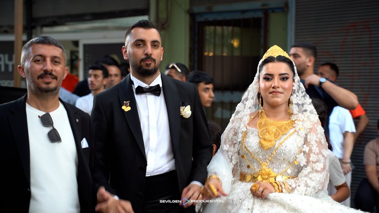 ROJHAT RONAHİ - SEGAVİ ( ÖZTUNÇ AİLESİNİN DÜĞÜNÜ )