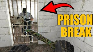 UCIECZKA Z WIĘZIENIA NIEMOŻLIWA DO ZROBIENIA! Hogaty i Shepard w CS:GO "Świąteczny Special" screenshot 4