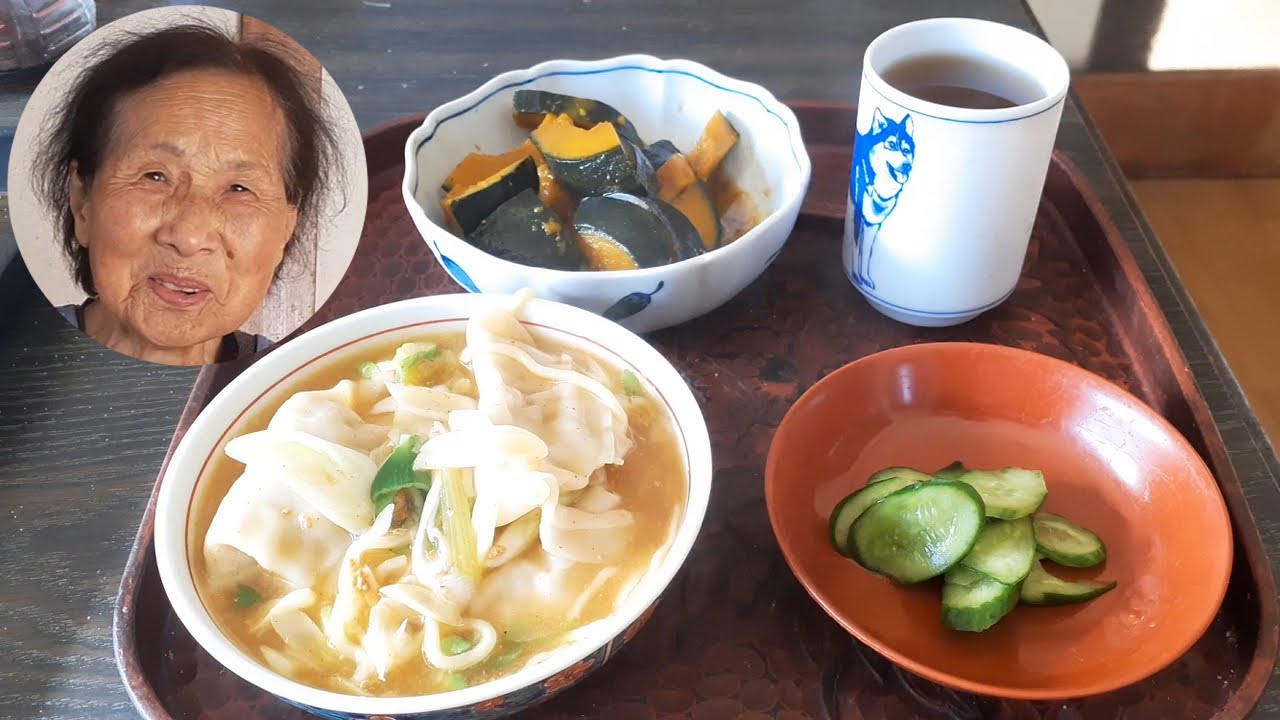 お米がない日の、おばあちゃんの朝ごはん