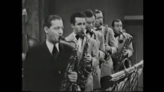 Shoo Shoo Shoo Baby  -  Ida James (Vocal) with Bob Chester & His Orchestra