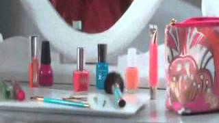 Target TV commercial 'Alouette' Color changes everything