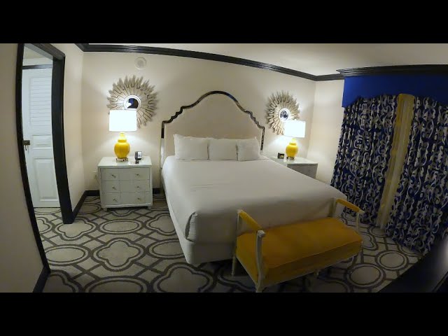 THIS is the Burgundy Executive King Bed Suite Room Paris Hotel Casino Las  Vegas Check Out the View! 