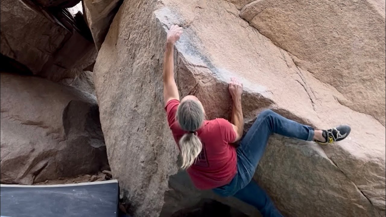 Short Arête V4 (Keyhole Canyon Bouldering, Boulder City, NV 2023) - YouTube