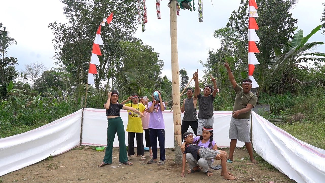 RAMA NEKAT N4IK KE POHON PINANG MALAH J4TVH DAN P1NGS4N