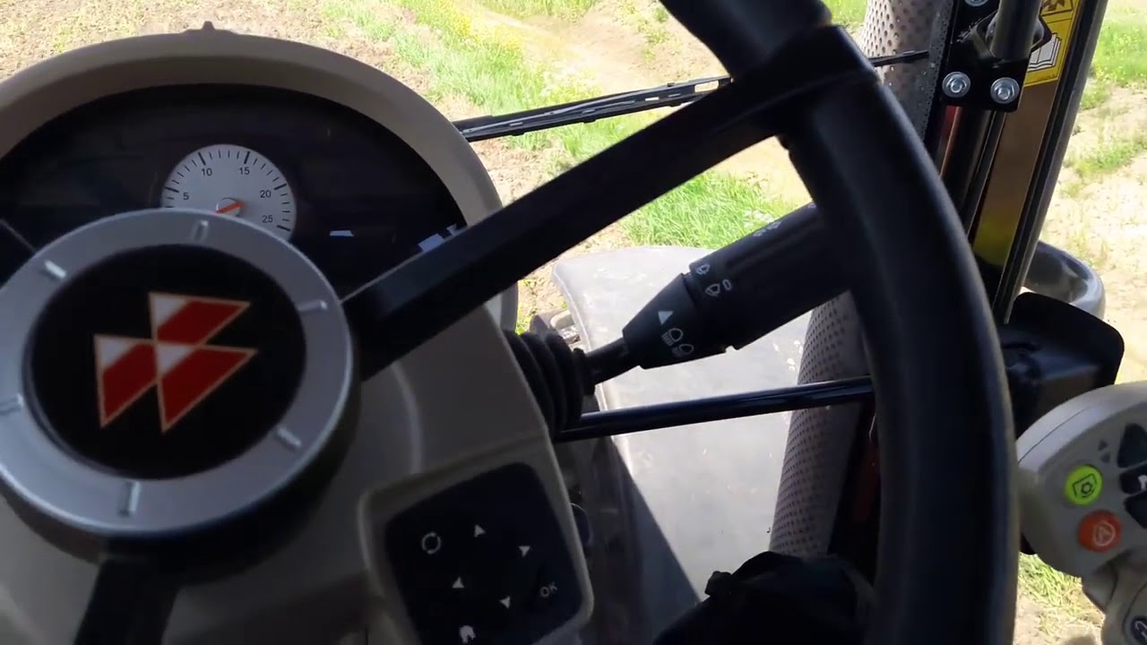 Трактор массей 7724