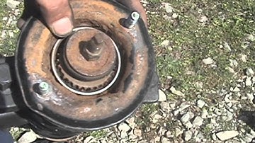 1995-2003 Nissan Maxima: Rear strut replacement