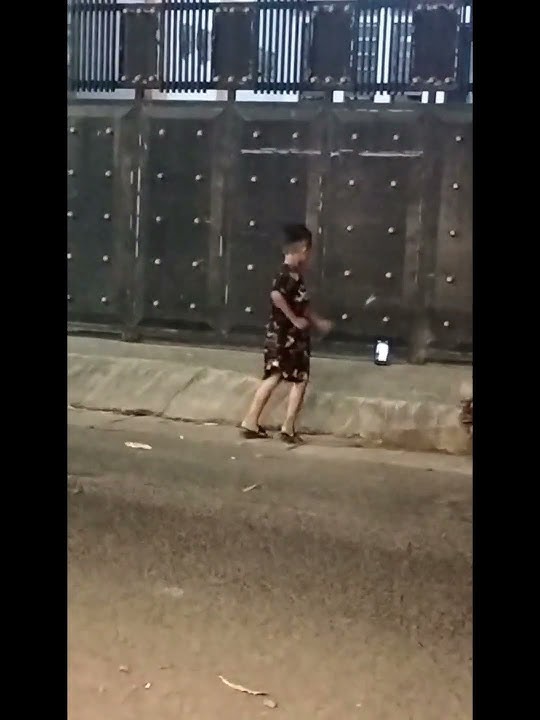 CALON PENGUNJUNGI UMIK ALMIRA BERTO