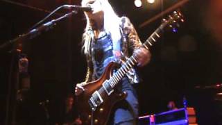 Orianthi performs "Missing You" 80's cover by Bad English !! chords