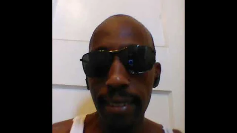 Shawn Gattis (Da1DatGotAway) singing girlfriend by...