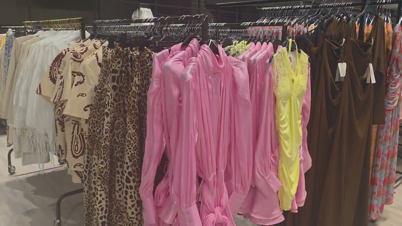 Оптовый склад одежды в Италии