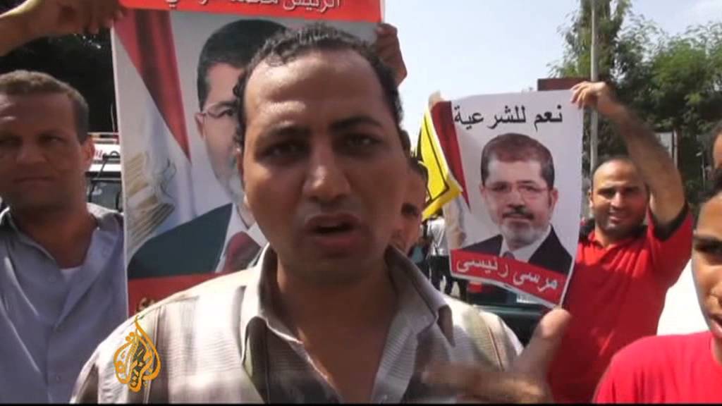 قناة الجزيرة تتحدث مع المتظاهرين المناهضين للانقلاب