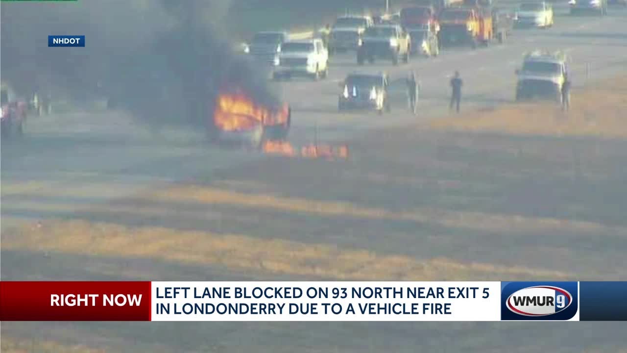 Car fire leads to delays on I-93 in Londonderry - YouTube
