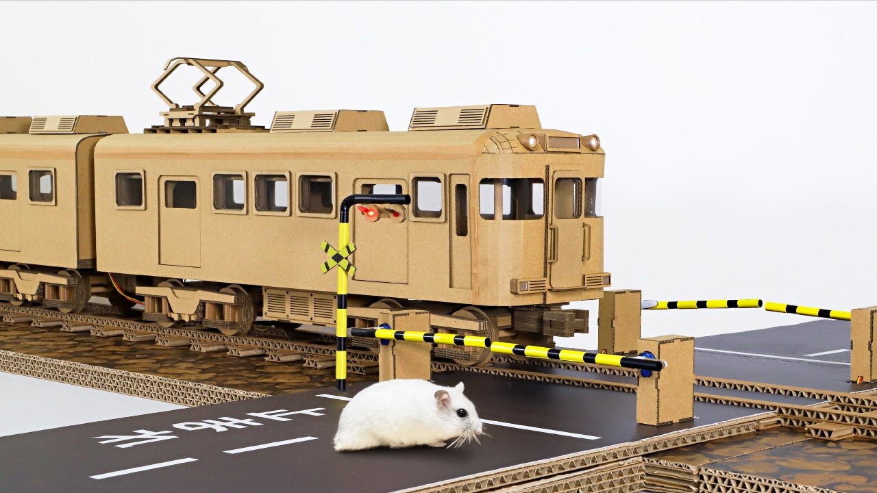 【電車】ストローで踏切をつくる｜Making Railroad Crossing with Straw【train】