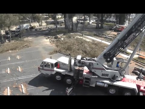 Crane accident almost ended in disaster