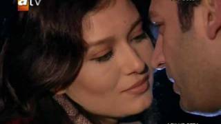 Ask Ve Ceza - Savas & Yasemin - Δε πειραζει Resimi