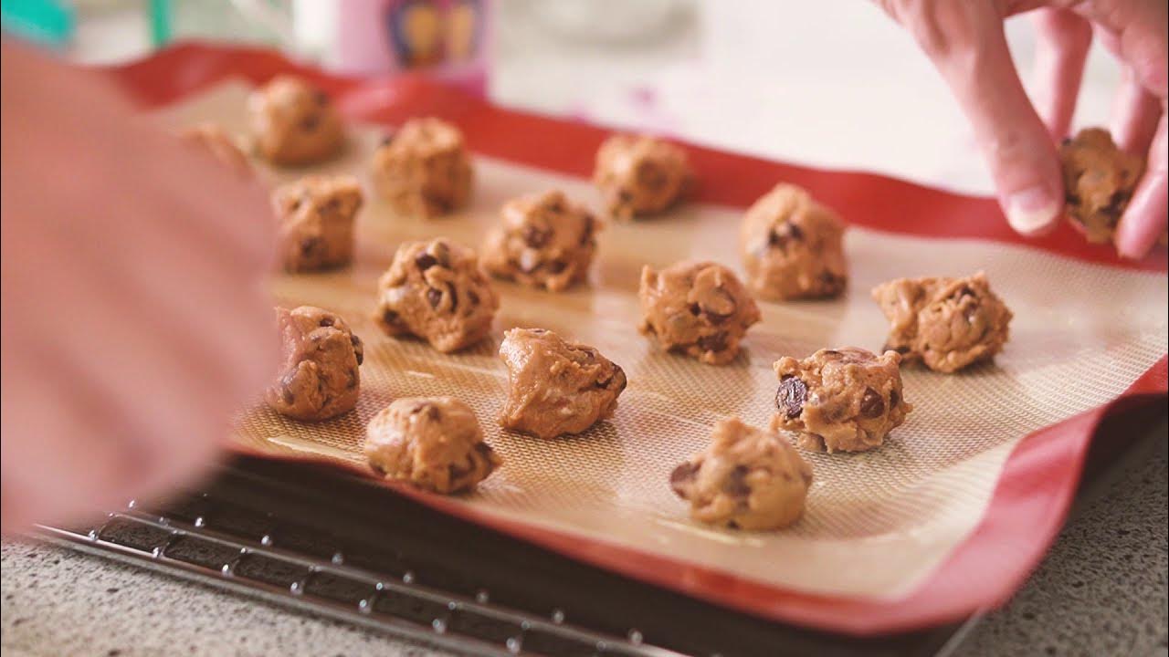 Baking Famous Amos cookies to soothe you (Alvin Zhou style) Jerry Koh