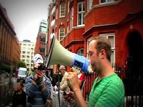 US pressure behind Ecuadorean Embassy siege (recorded Friday 23rd August 2012) ( SkidRowRadio ) - US pressure behind Ecuadorean Embassy siege (recorded Friday 23rd August 2012) ( SkidRowRadio )