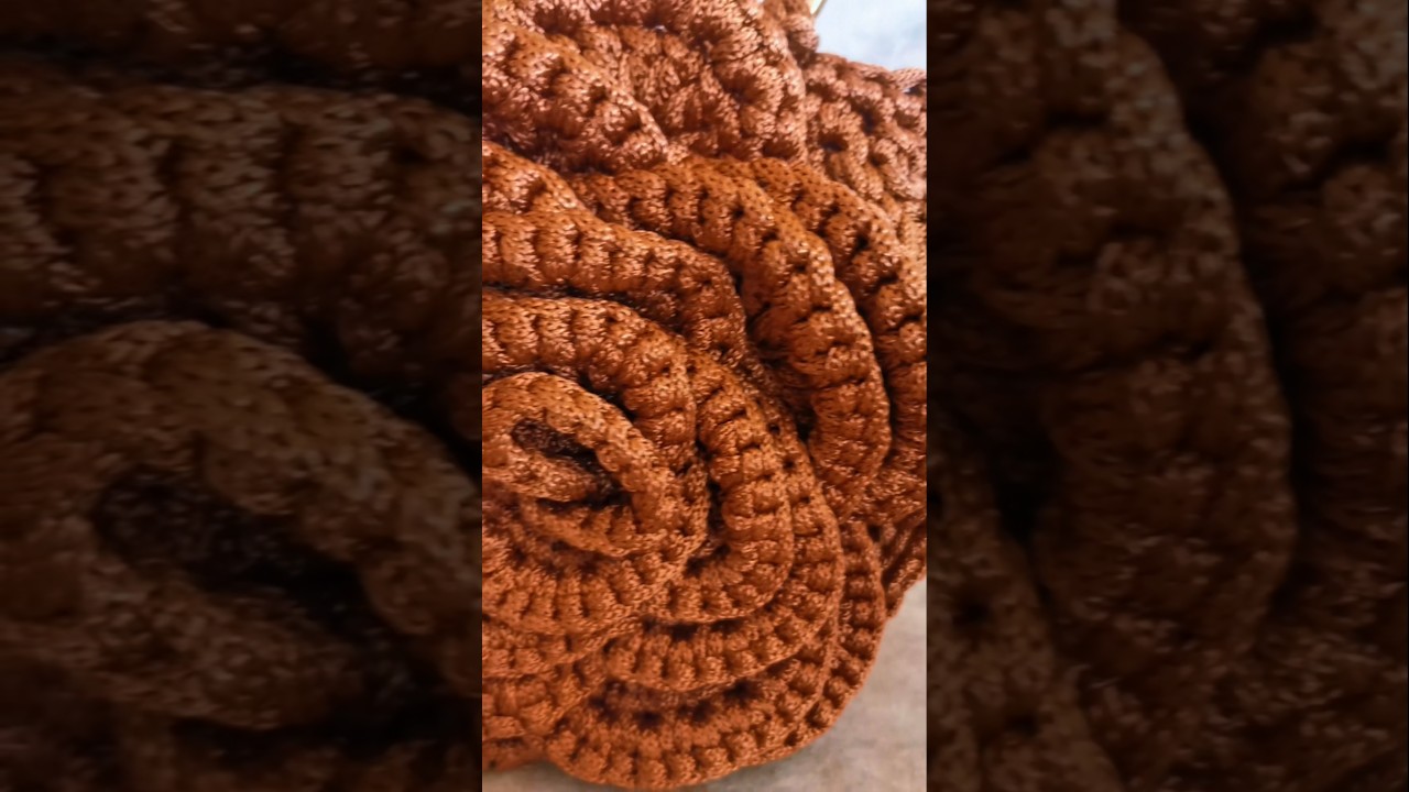 honey color Rose style 