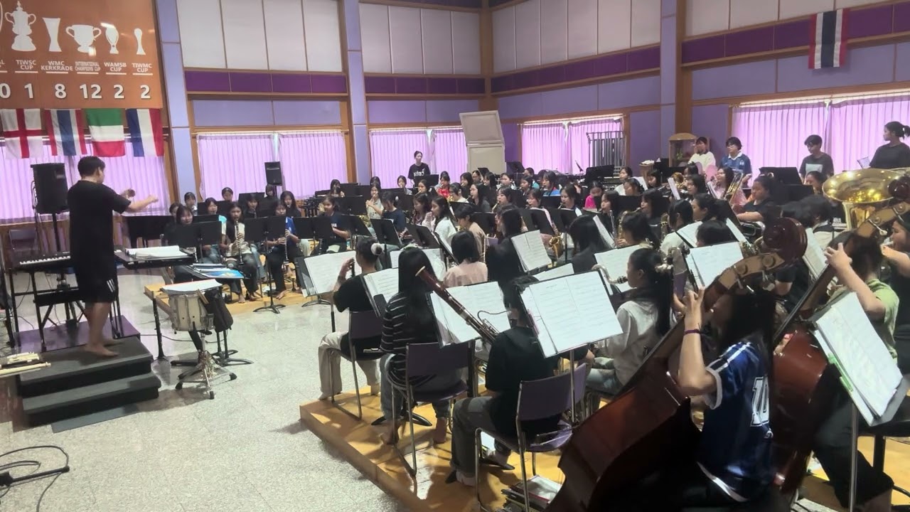 Rehearsal - Concert March No.1 Jinnawat Mansap  / SRN Bands / Apivut Minalai Conductor 