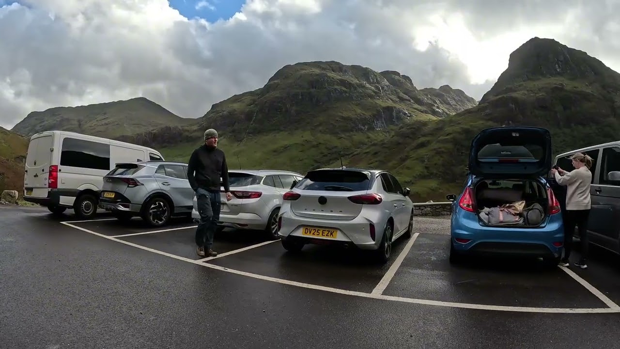 Glencoe valley road trip in October #scotland #glencoe #highland 