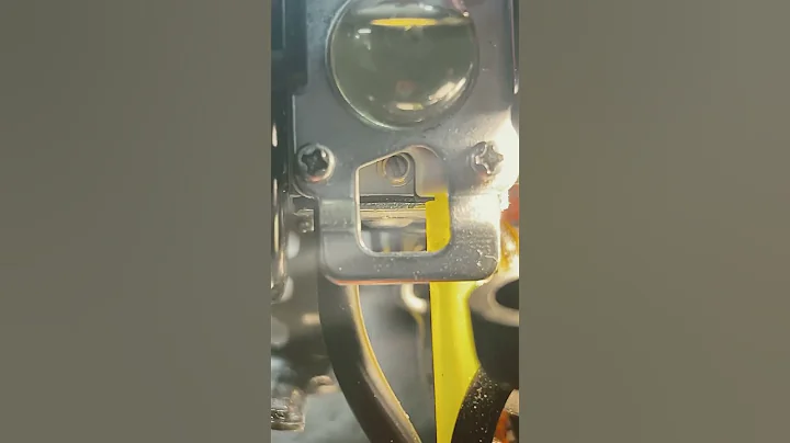 Echo srm225 fuel adjustment screw location! #echo#weedwacker #carbadjustment