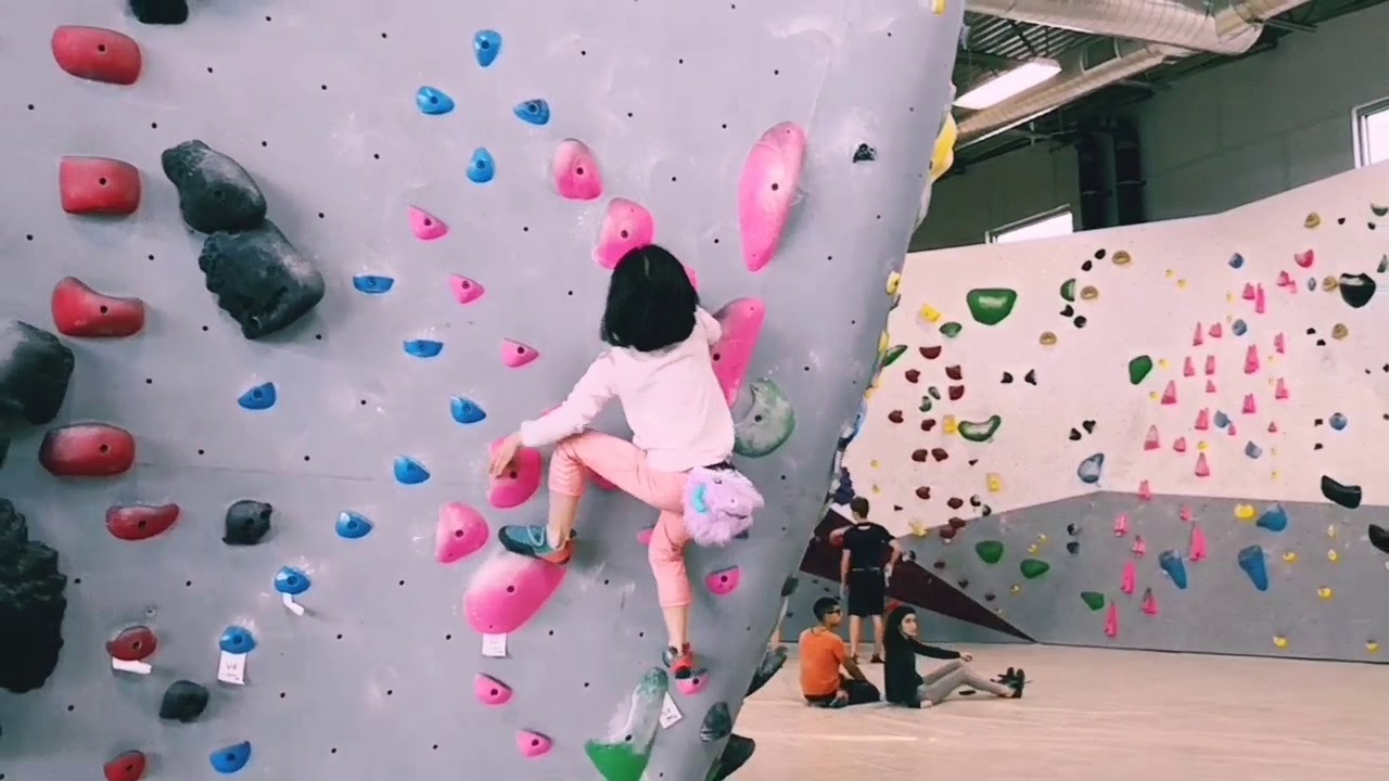 My First V2 Bouldering Sent YouTube