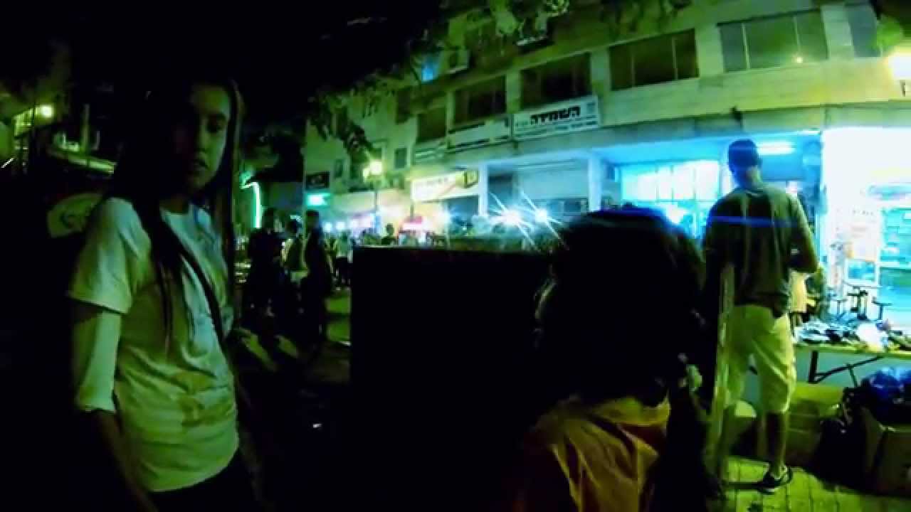 Streisand wit Shylah Kyyboa (not unlike Duck Sauce song)