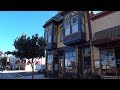США 5405: Pacific Grove - небольшой тихоокеанский курортный городок - съемка с дрона