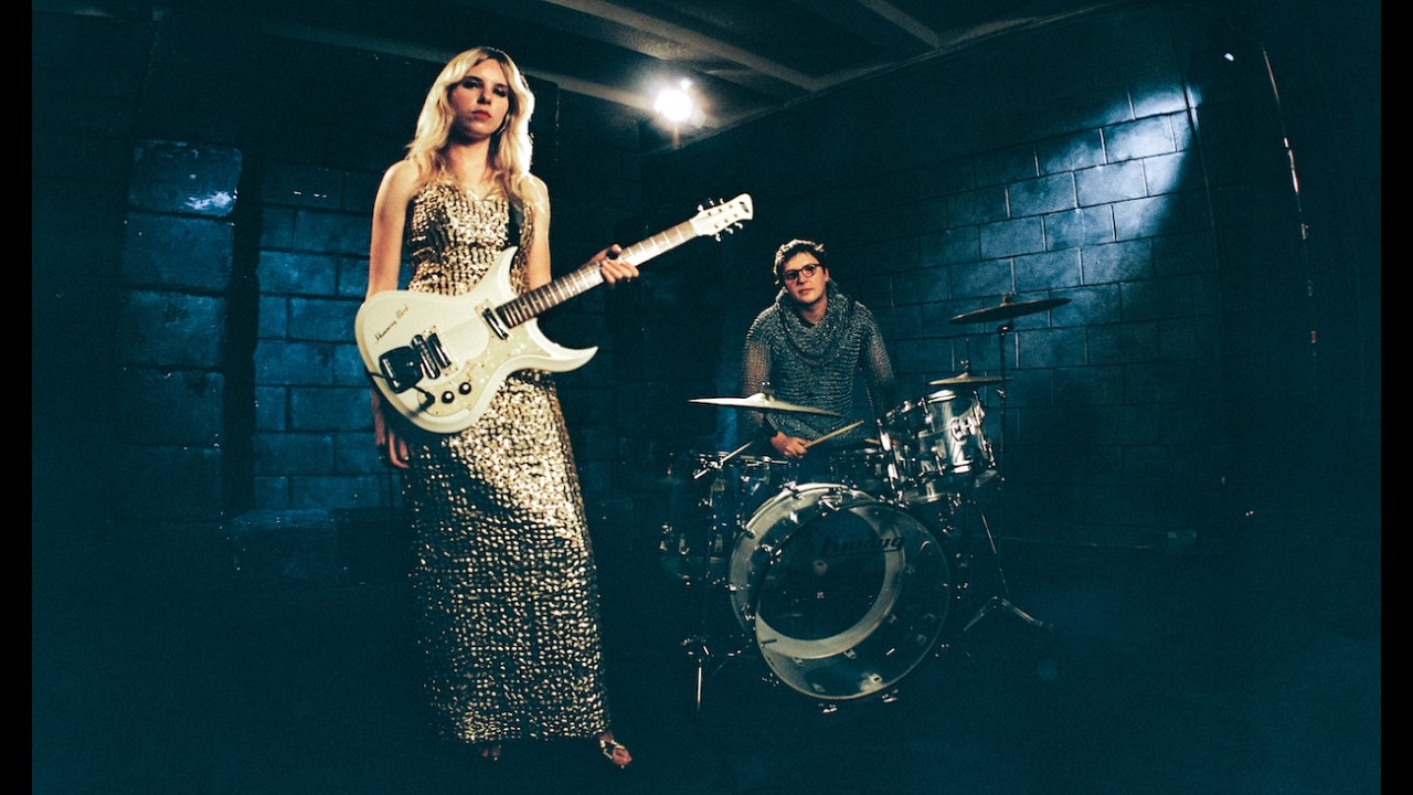 Earth Tongue - Orbit of a Witch (Official Music Video)