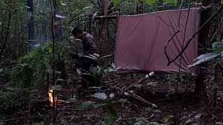 [Full] 7 Days Solo Camping in the Forest, Heavy Rain Hits a Hanging Shelter, Makes a Bushcraft Chair