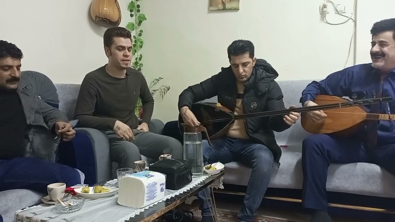 سهره عفريني مع فنانين عفرين الفنان القدير كميران علي تجو والفنان جافا علي تجو والفنان محمد كميران 🥀