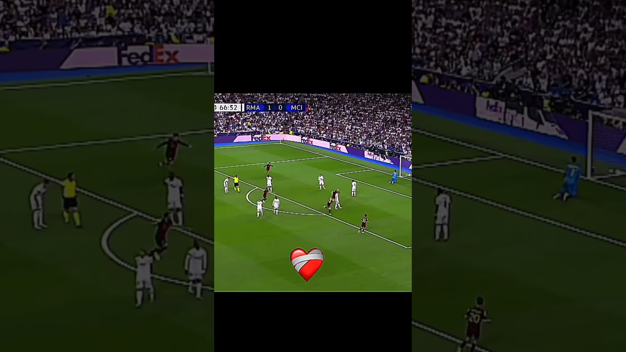 Kevin De Bruyne ex -girlfriend ( Caroline Lijnen ) 