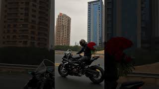 #s1000rr #s1rrm #bmwbike #flowers #black #automobile #bmwmmotorsport #motogear #motorbike #agv #m👍💀